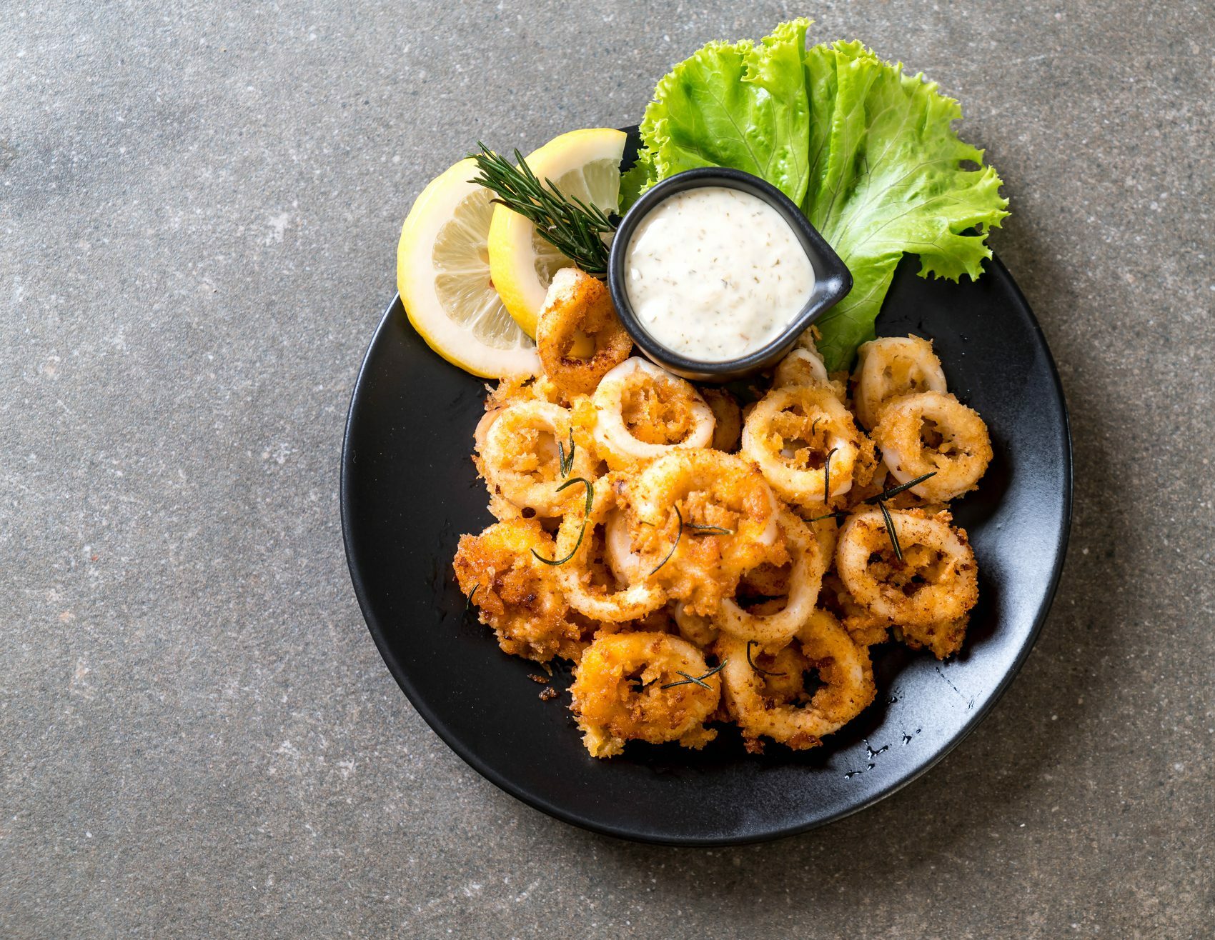 octopus (calamari) with sauce